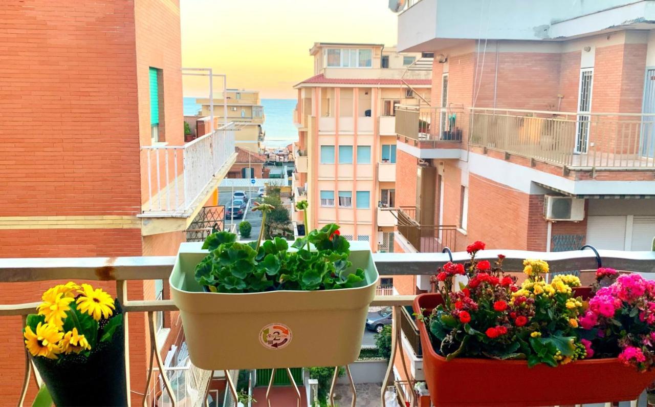 Ferienwohnung Penthouse Salus Sea View Terrace Lido di Ostia Exterior foto