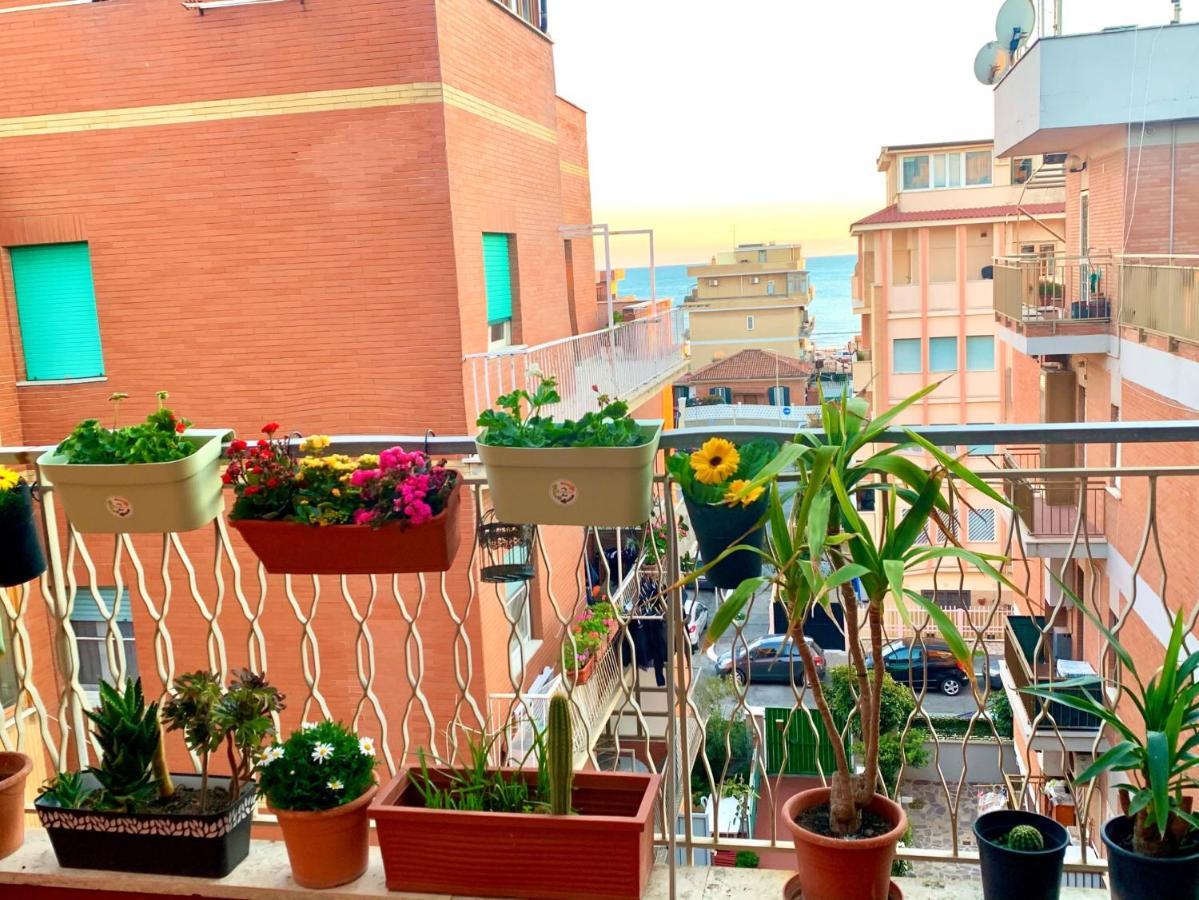 Ferienwohnung Penthouse Salus Sea View Terrace Lido di Ostia Exterior foto