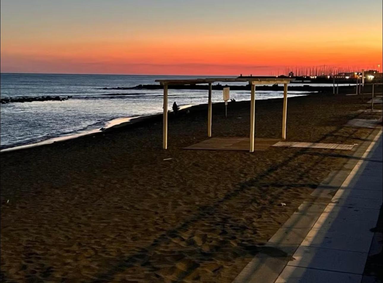 Ferienwohnung Penthouse Salus Sea View Terrace Lido di Ostia Exterior foto