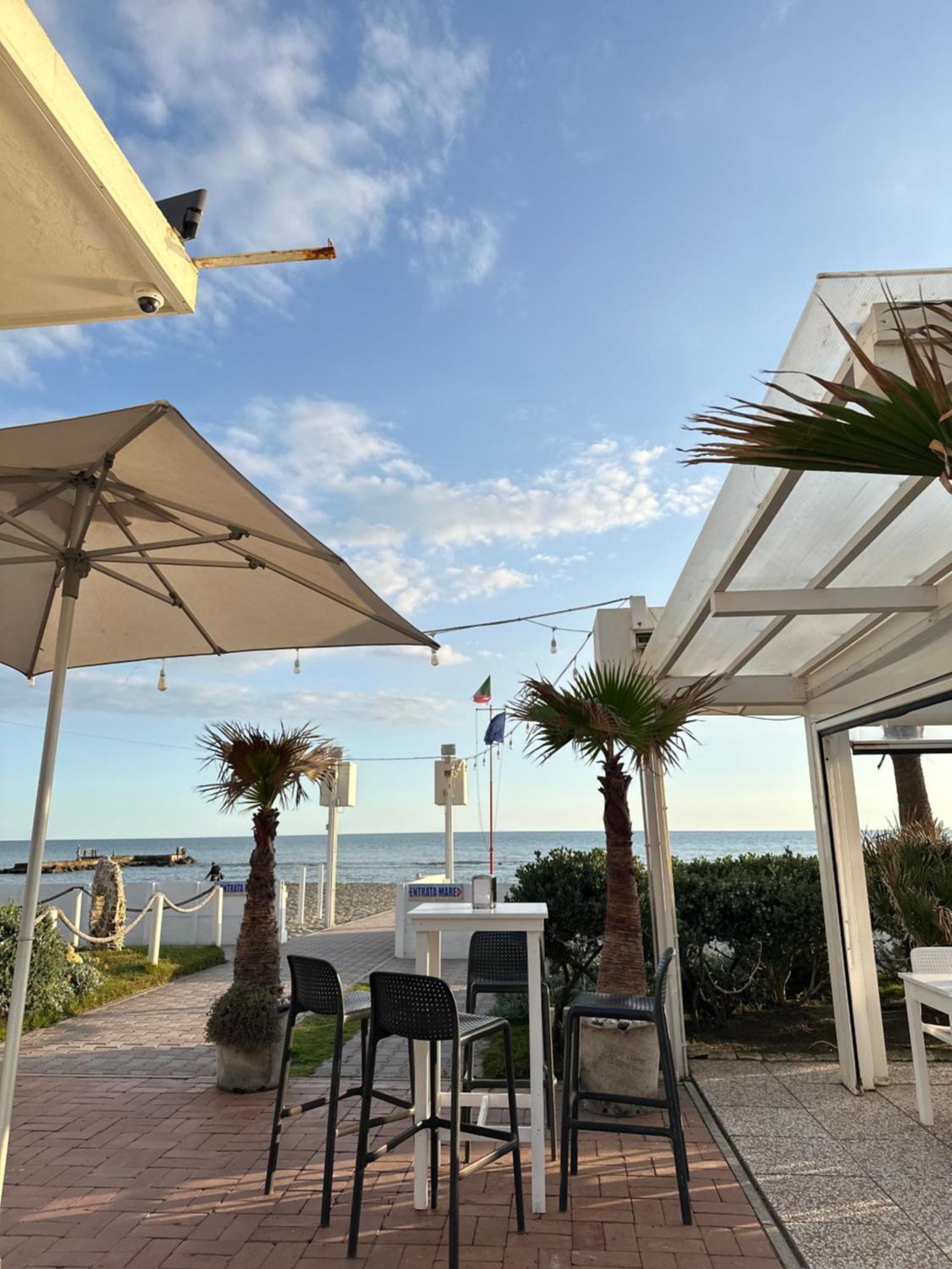 Ferienwohnung Penthouse Salus Sea View Terrace Lido di Ostia Exterior foto