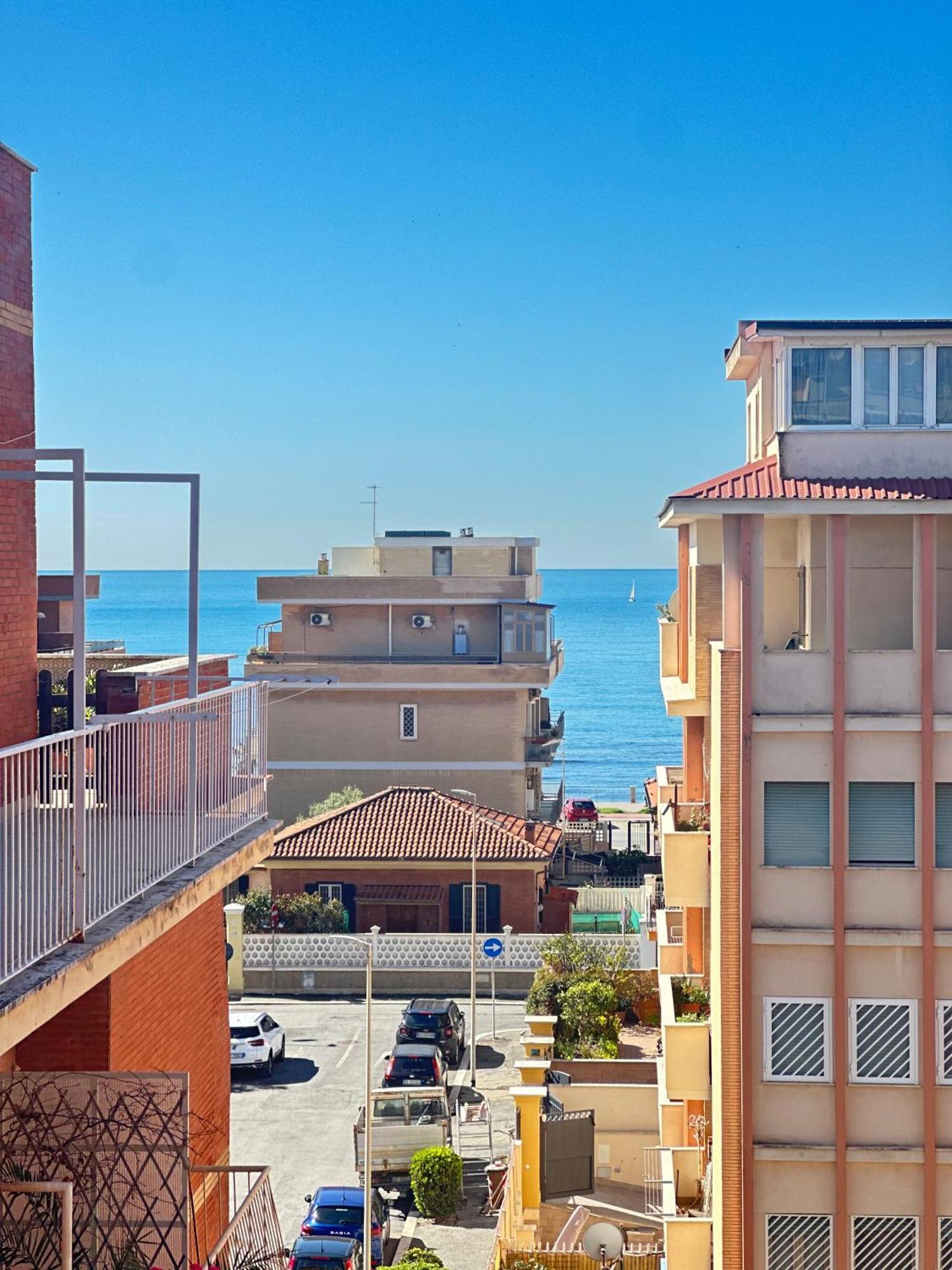 Ferienwohnung Penthouse Salus Sea View Terrace Lido di Ostia Exterior foto